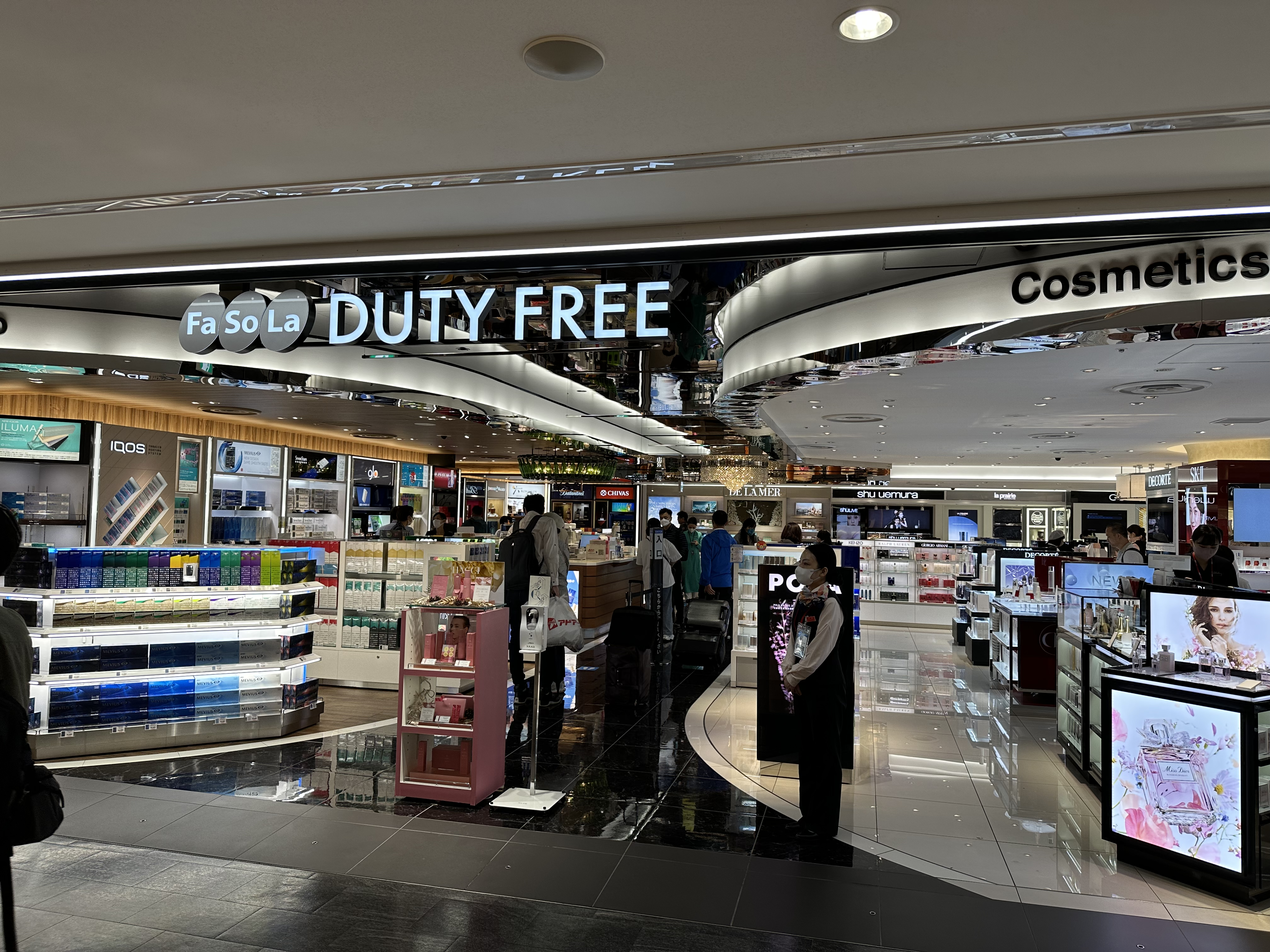 日本-东京羽田成田机场免税店-销售翻译